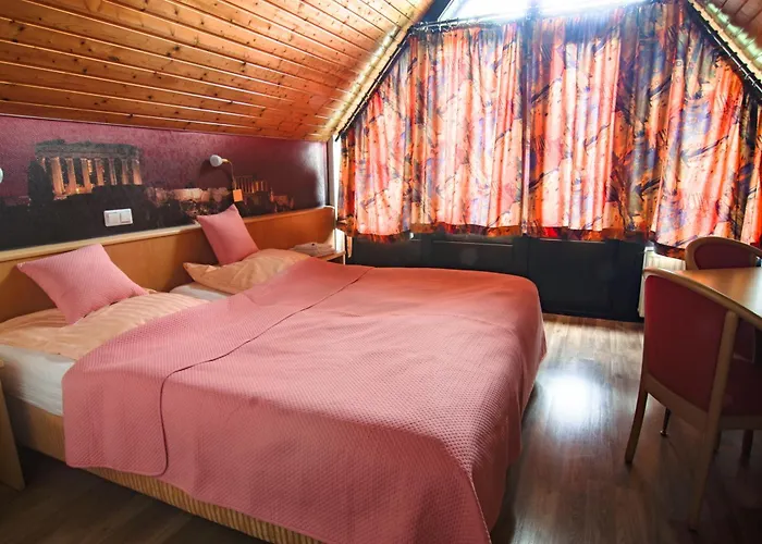 Hotel Strand-cafe 3*